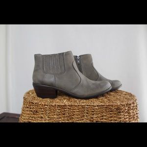 Kim Rogers Ankle Boots